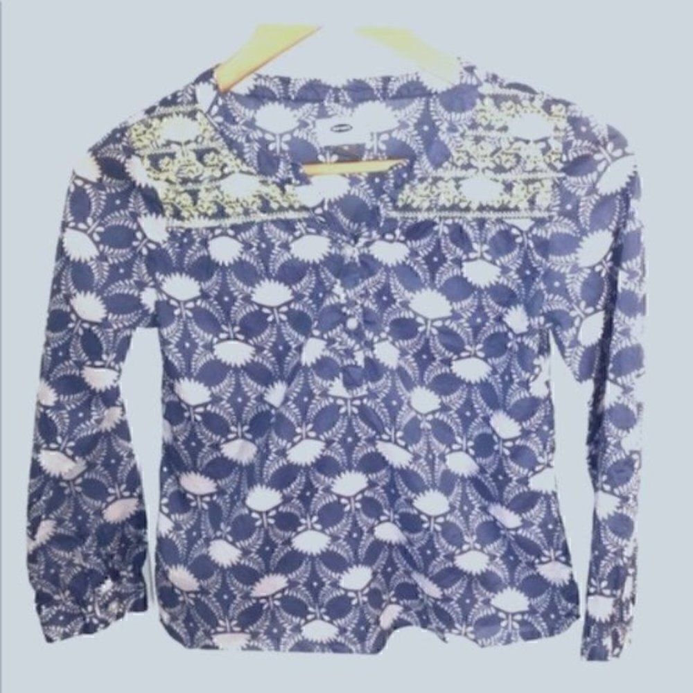 Old Navy embroidered blue flower top girls kids M